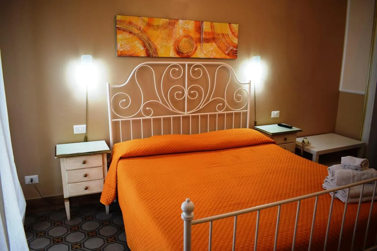 Maison Landolina 팔레르모 2*,  이탈리아